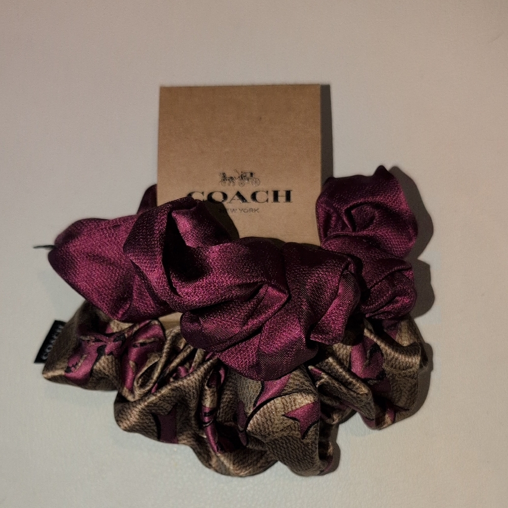 Coach Women's Burgundy and Taupe Hair Scrunchie Set